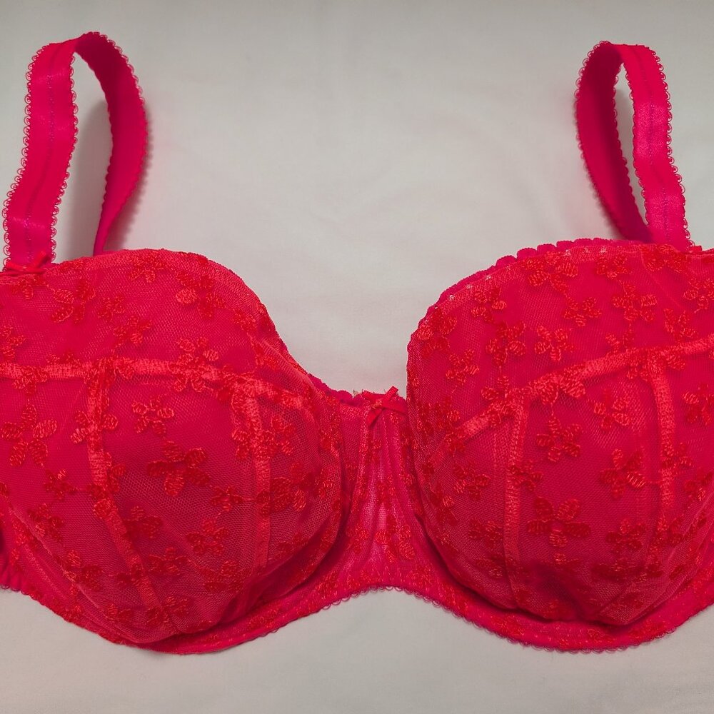 Freya 32H Unchained Pink Half cup lightly padded Underwire Bra